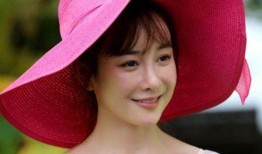 裹干发帽吃娱乐瓜,揭秘明星幕后趣事